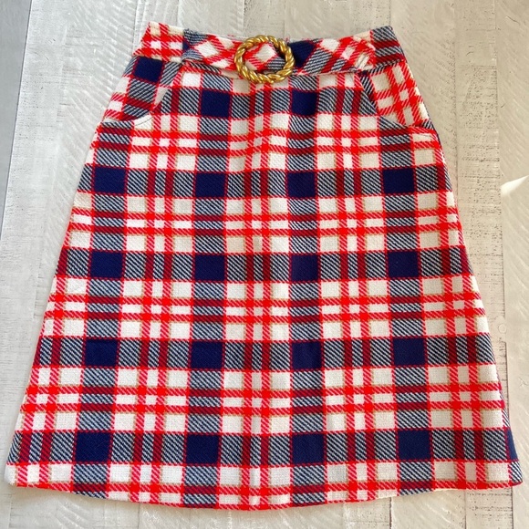 Source Unknown Dresses & Skirts - Vintage Plaid full pencil Academia Skirt with gold buckle detail in size small